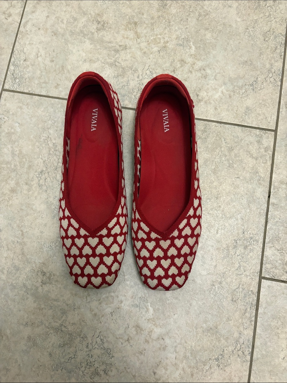 Vivaia Red Heart Knit Ballet Flats - Women's